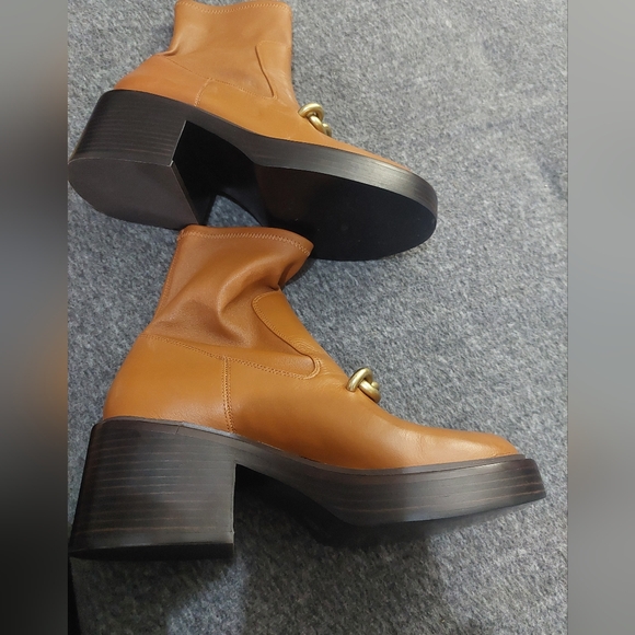 Women's Kenna Chain Pull-On Block-Heel Dress Booties - Picture 8 of 9